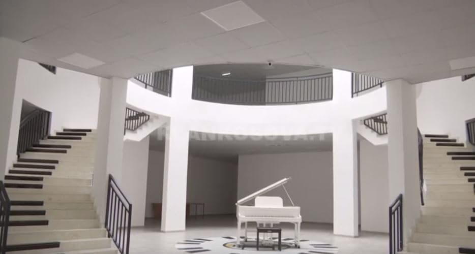 S’punon rryma, shkurtohen orët në shkollën e muzikës në Gjilan (VIDEO)