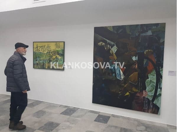 Ministria e Kulturës ekspozon veprat e fondit publik të artit (FOTO)