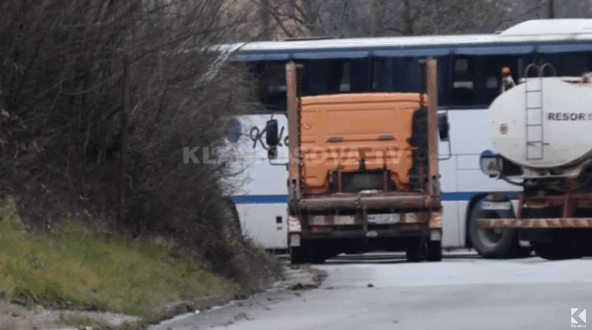 Bërnabiq akuzon shoqërinë civile serbe për situatën në veri të Kosovës (VIDEO)