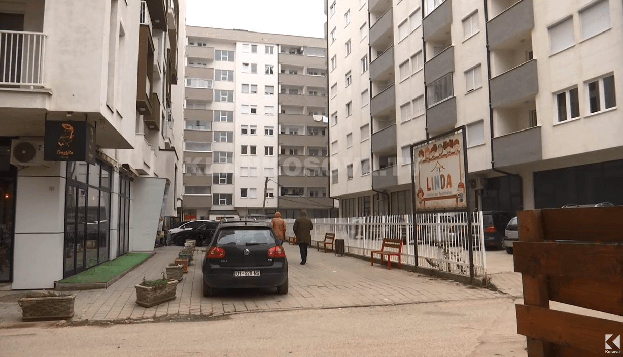 Punimet lënë pa rrymë tri objekte banesore në Fushë Kosovë (VIDEO)