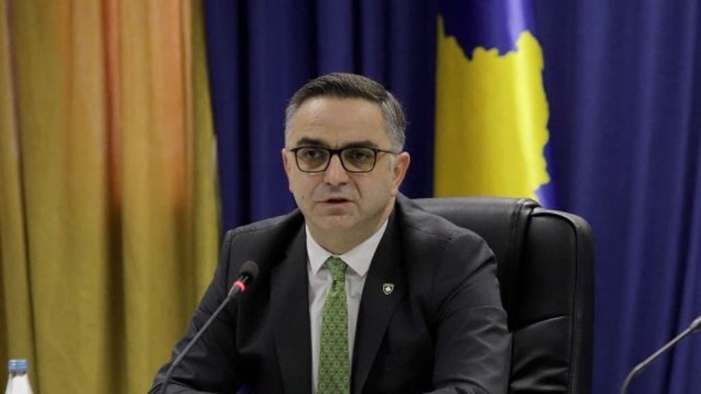Tahiri: Amatorët mashtruan punëtorët, sot u ekzekutuan të ashtuquajturat paga