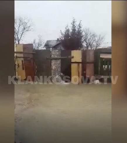 Katër shtëpi në Istog bllokohen nga vërshimet (VIDEO)