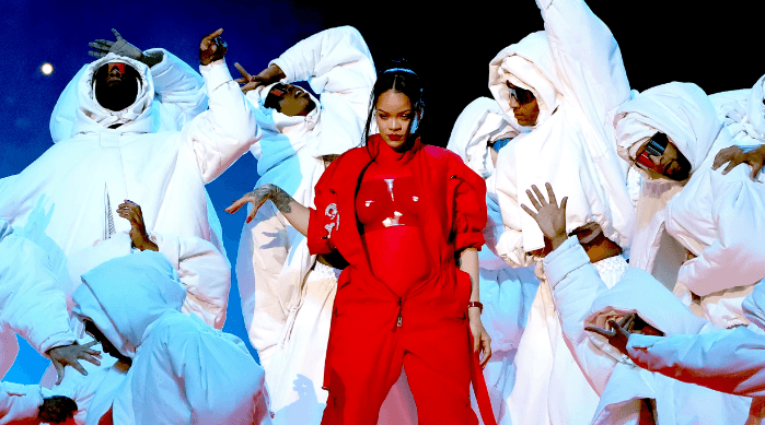 Shikoni performancën e Rihannas në Super Bowl 2023 (VIDEO)