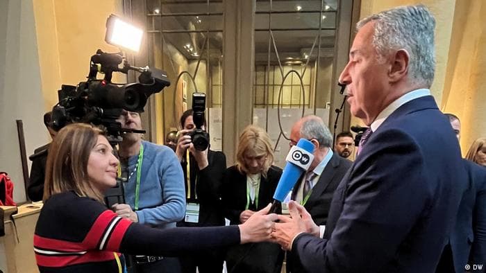 Gjukanoviq: Konflikti në Ukrainë ka potencial të zgjerohet në vende të tjera