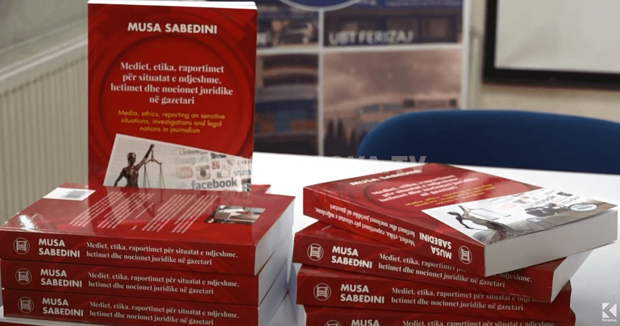 Musa Sabedini promovon librin “Mediet, etika, raportimet për situatat e ndjeshme, hetimet dhe nocionet juridike në gazetari”