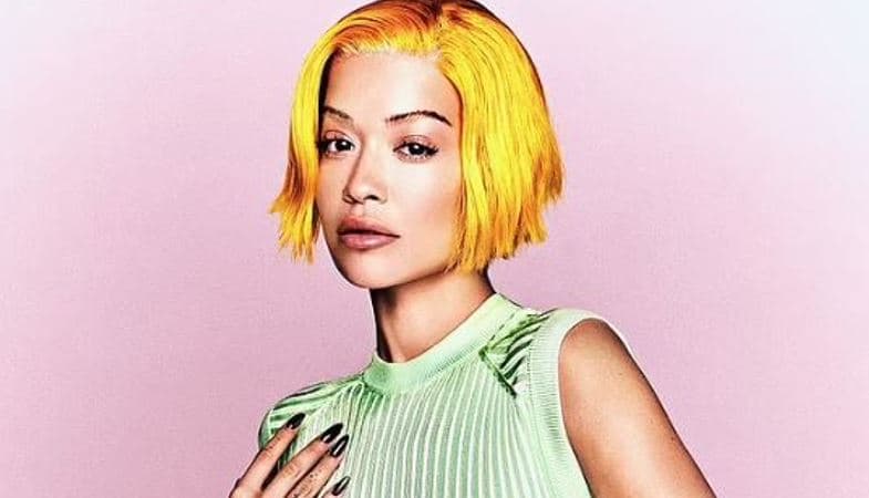 Rita Ora në mesin e artistëve me mbi 1 miliard transmetime në Britani