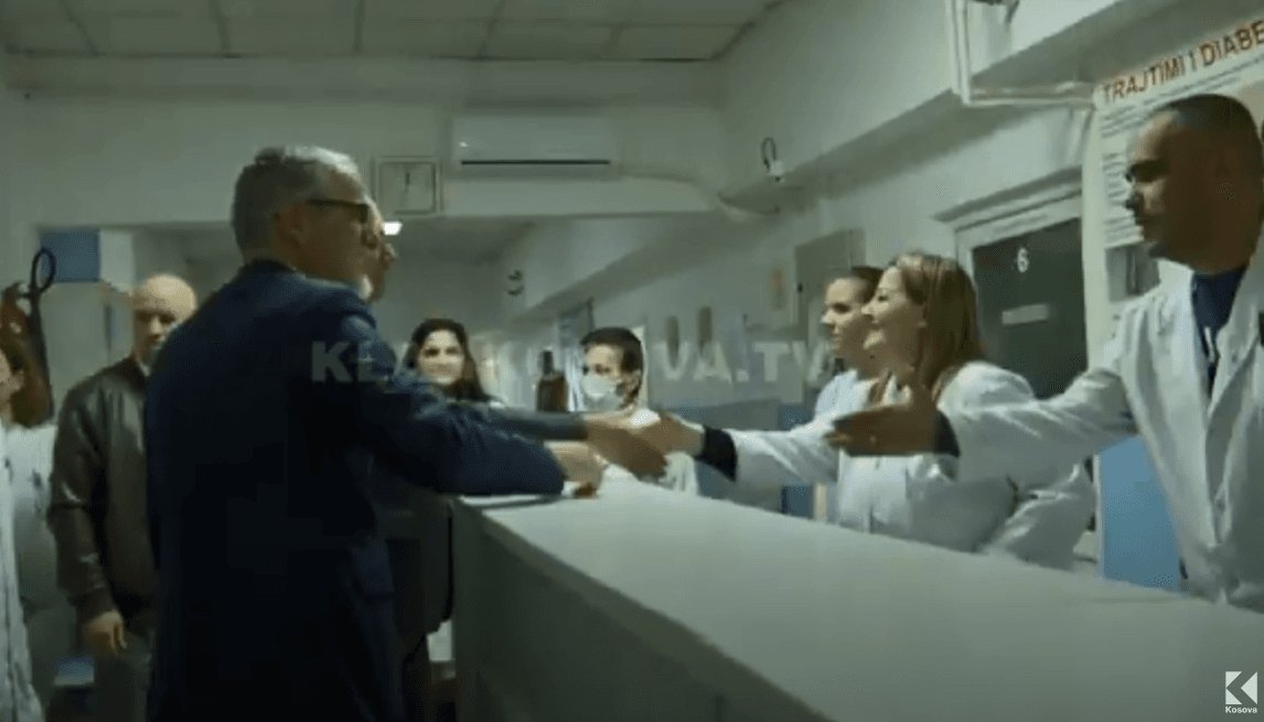 Vitia premton pagesa shtesë për mjekët specialistë të sektorit publik (VIDEO)
