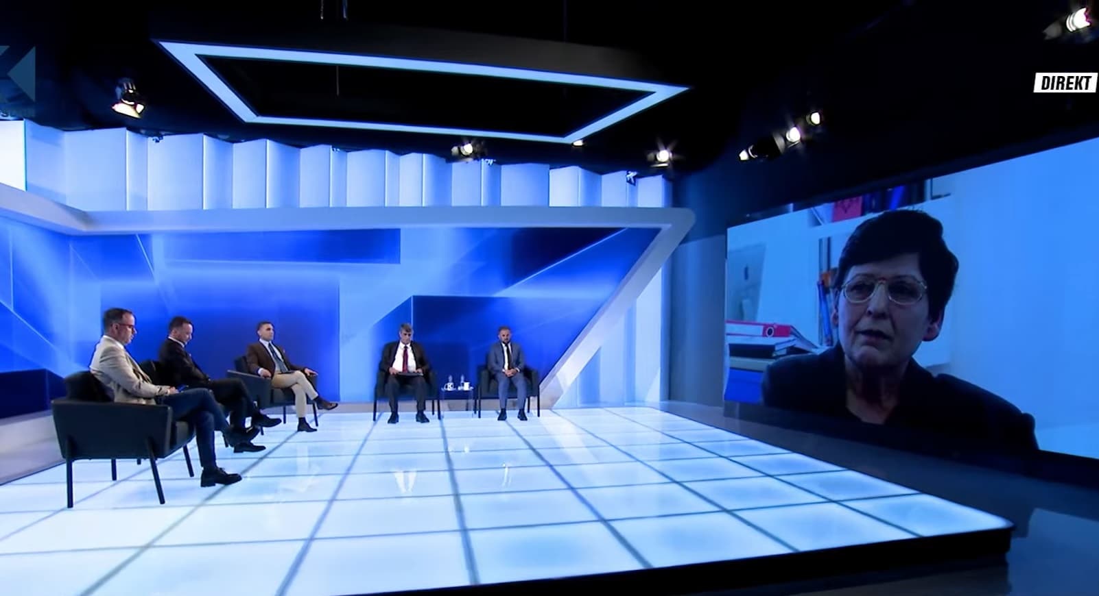 Nëna e Astrit Deharit: Konstatimi i Sylë Hoxhës për vetëvrasje është vetëm i tiji (VIDEO)