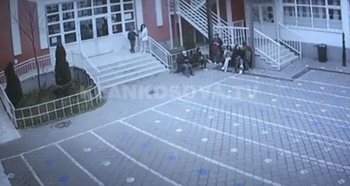 Incidenti në Prizren, nxënësi theri me thikë shokun e tij (VIDEO)