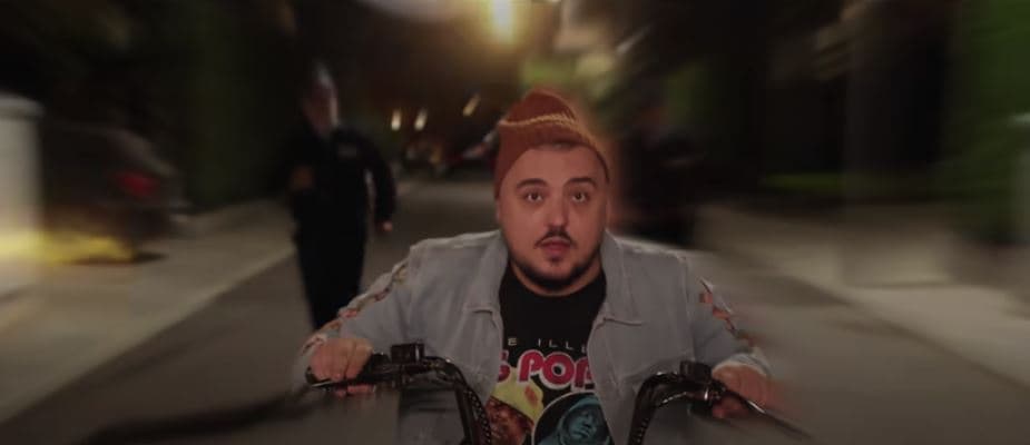 Kë prej personazheve publike i përmendi Lumi B në këngën e re? (VIDEO)