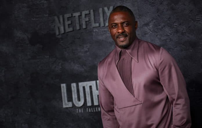 Idris Elba mohon sërish spekulimet për James Bondin
