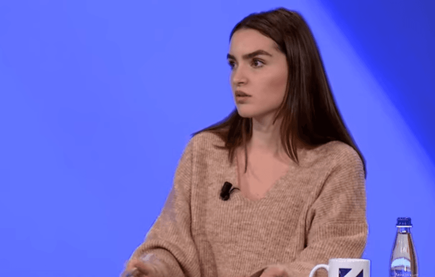 Gazetarja Rina Mujku: Edhe mbrojtja e ka kërkuar publikimin e emrave të viktimave (VIDEO)