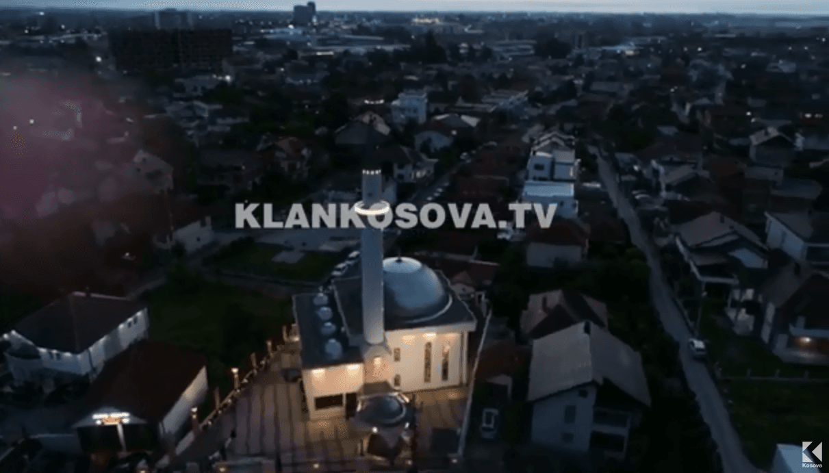 Porosia në nisje të Ramazanit, Tërnava lutet për paqe në krejt botë (VIDEO)
