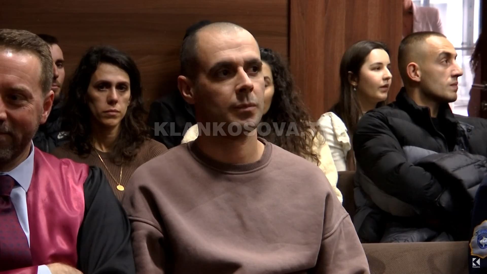 Ushtari i FSK-së që plagosi dy serbët në Shtërpcë çohet në arrest shtëpiak (VIDEO)