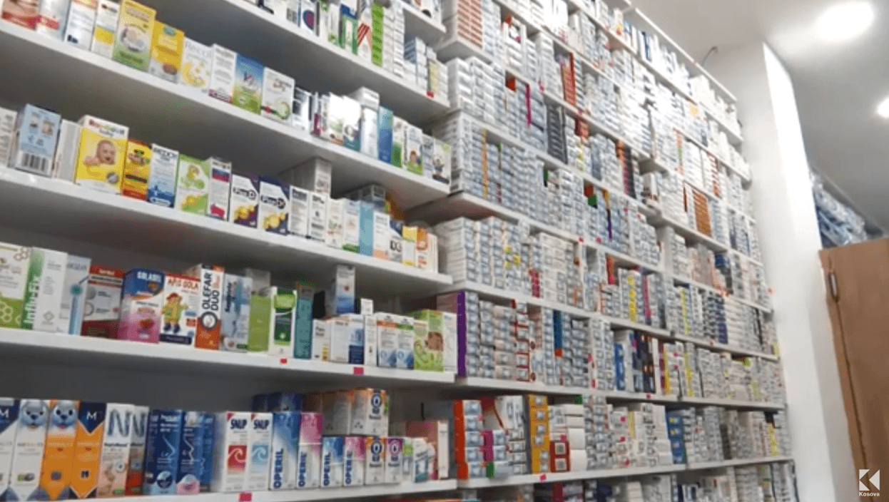 Shumë barnatore, pak farmacistë - në vend të tyre kërkohen teknikë (VIDEO)
