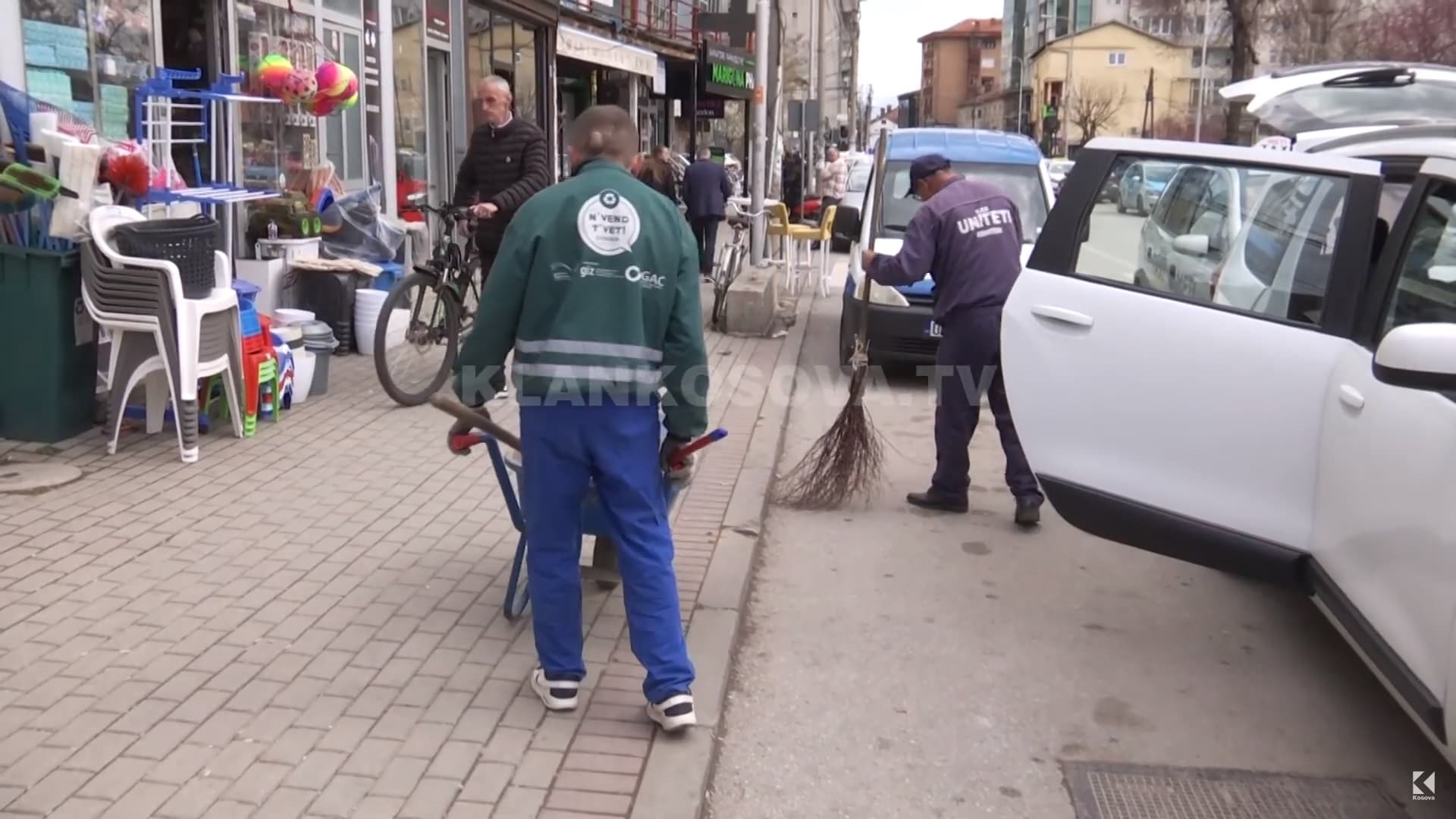 Vushtrria me larje ekstra të rrugëve për Ramazan (VIDEO)