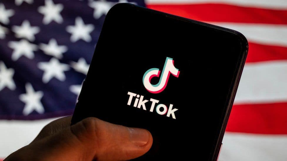 Shefi i FBI-së thotë se TikTok-u është shqetësim për sigurinë kombëtare të SHBA-së