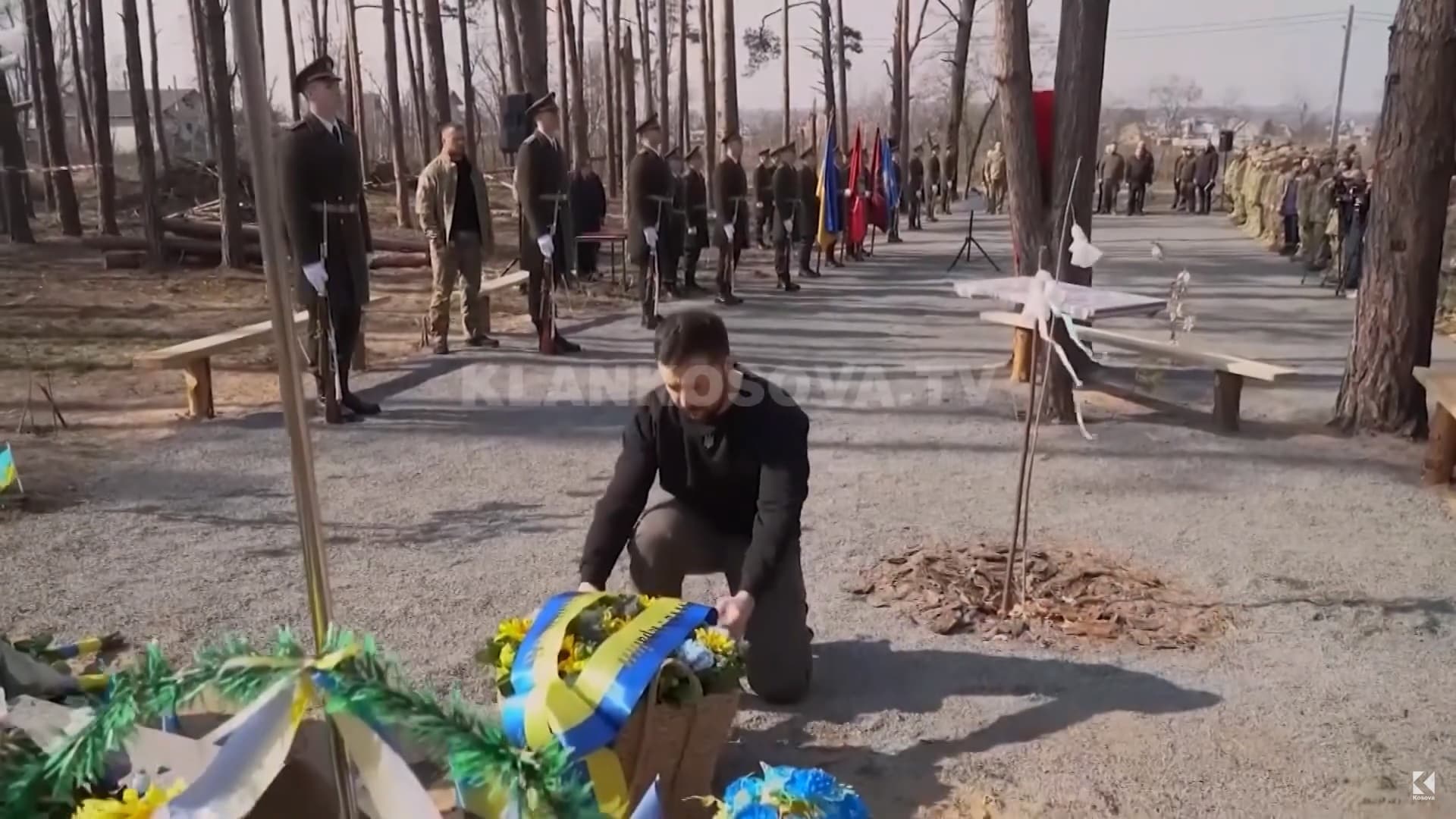 Festë në Ukrainë, shënohet 1-vjetori i çlirimit të parë (VIDEO)
