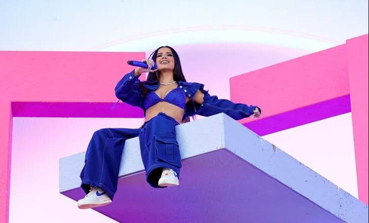 I fejuari i akuzohet për tradhti, Becky G: Gjërat ndonjëherë nuk shkojnë si i planifikoni