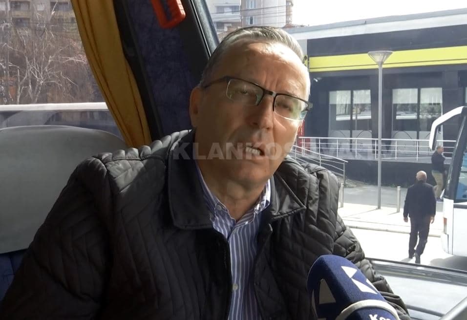Mitrovicasve u prin Kryetari në marsh (VIDEO)