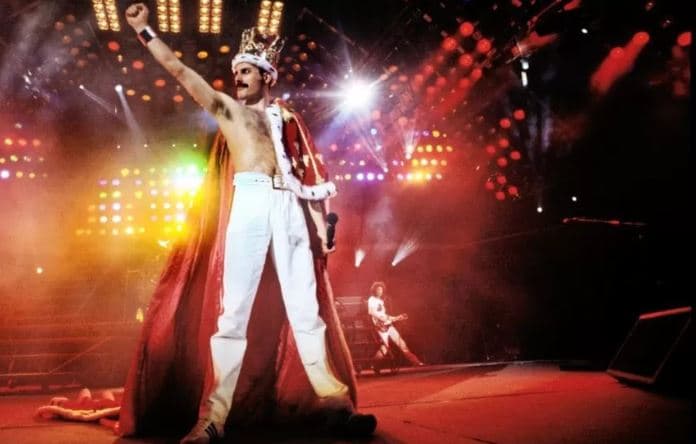 Mikja e Freddie Mercuryt do të nxjerrë në ankand thesaret e tij personale