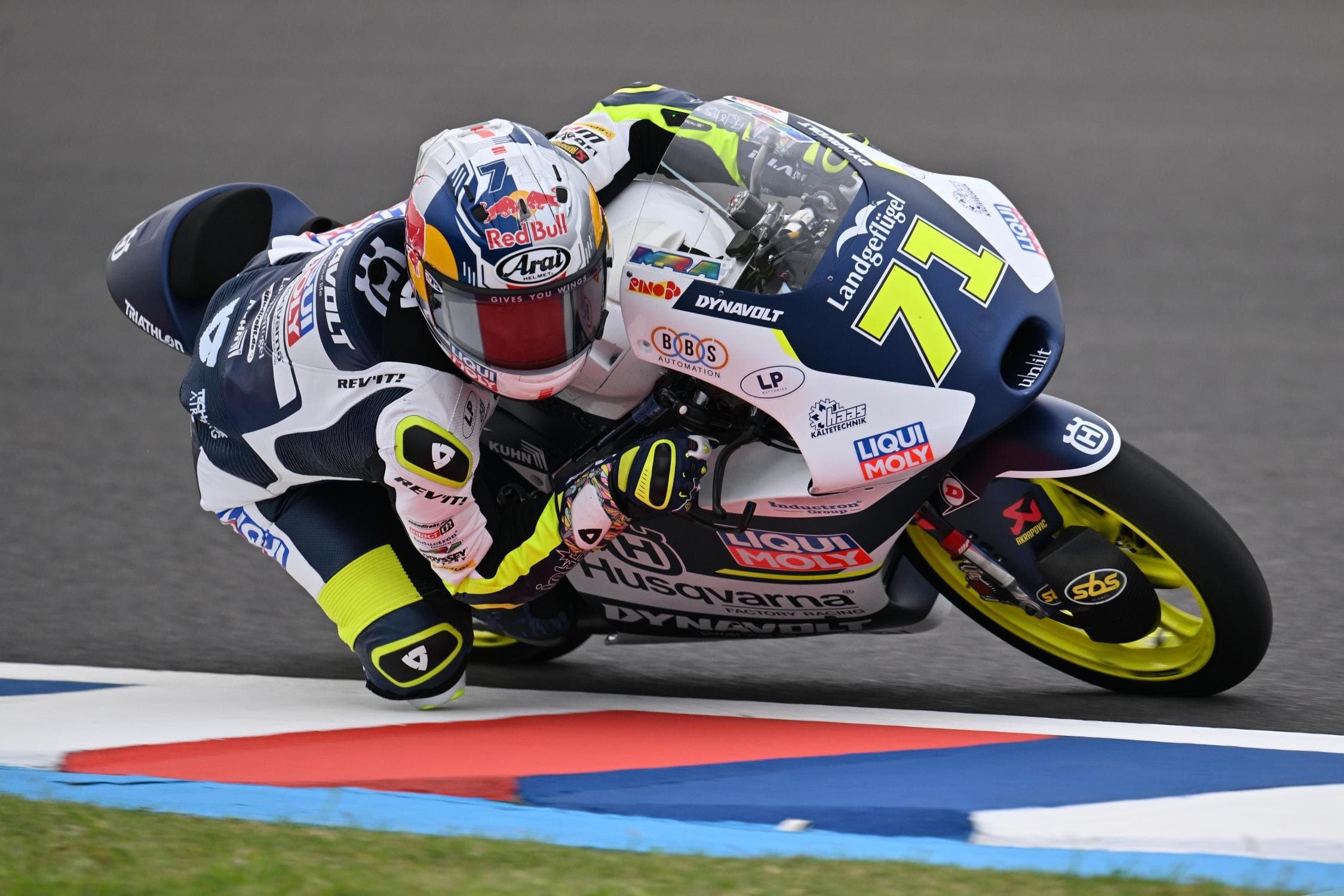 Sasaki i pari në kualifikime në Moto 3