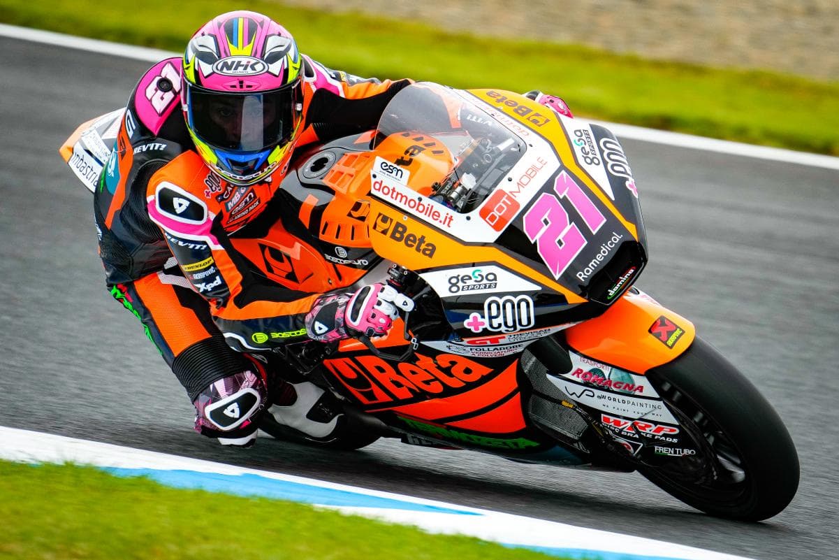 Lopez “magjik” në Moto 2