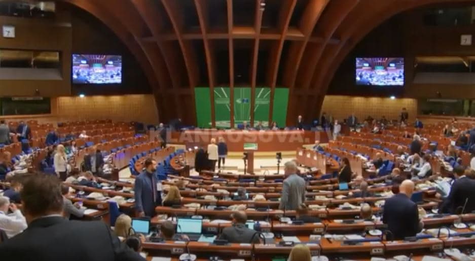 Mediat serbe: Aplikimi i Kosovës në KiE, në agjendë? (VIDEO)