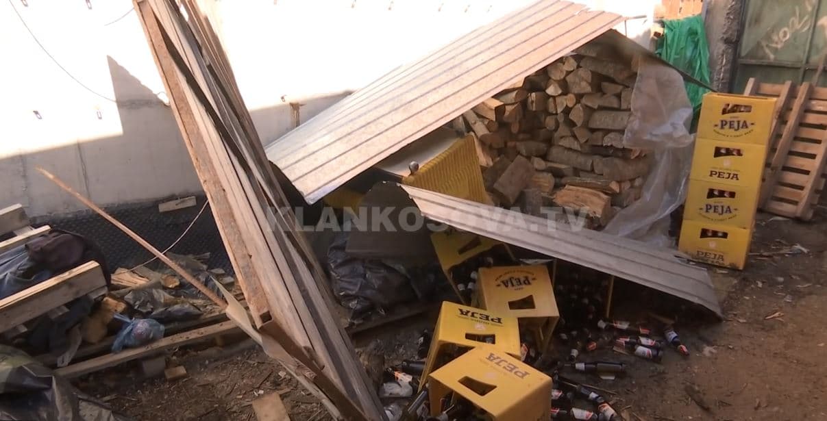 Rrihen në mes vete vëllezër e kushërinj në Gjilan (VIDEO)