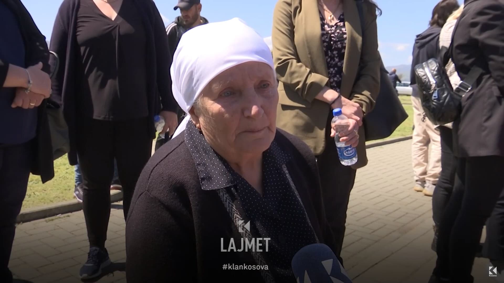Dëshmitarët kujtojnë tmerrin e Mejës (VIDEO)
