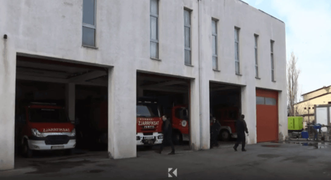 Shtesat, zjarrfikësit paralajmërojnë protestë (VIDEO)