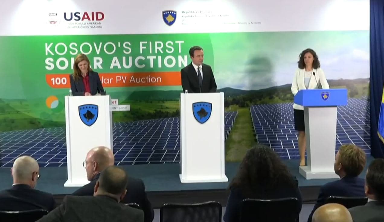 Kurti bashkë me Power shpall ankandin për parkun me energji solare: Hap rrugën për investime