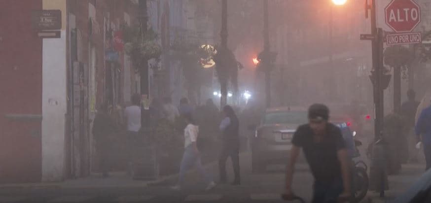 Vullkani nxjerr hi, mbyllen shkollat në Meksikë (VIDEO)