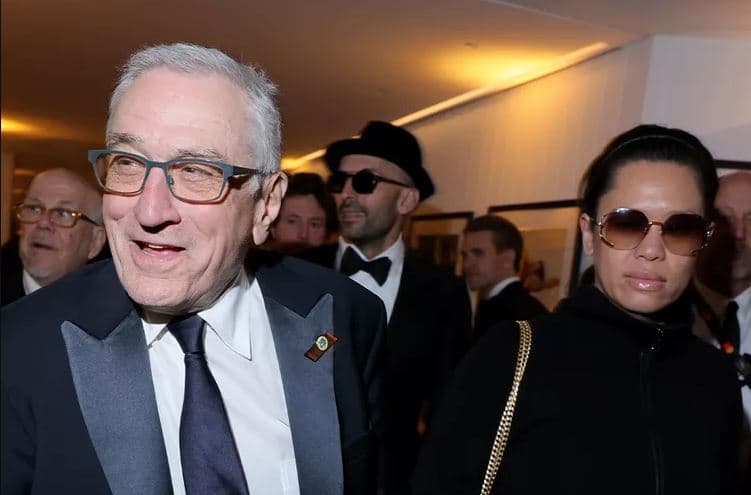 Pak ditë pasi u bënë prindër, Robert De Niro dhe gruaja e tij shkojnë në ndejën e festivalit të Kanës