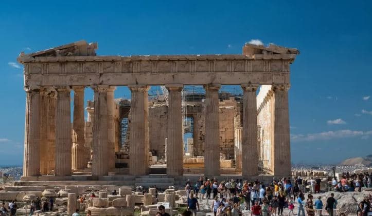 Greqia rikuperon qindra artefakte të vjedhura