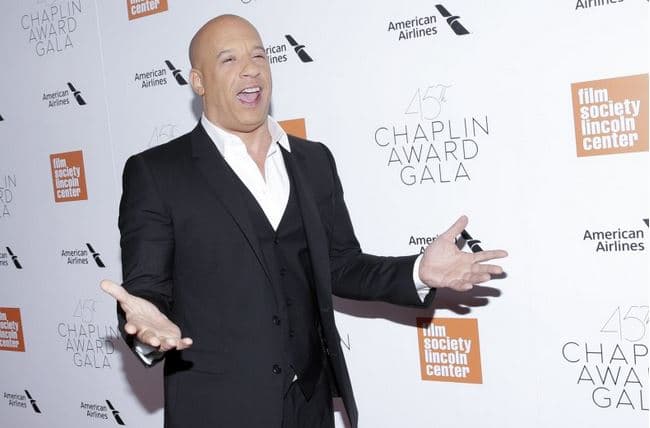 Ofrohen 1000 dollarë për të numëruar të gjitha aksidentet në "The Fast and the Furious"
