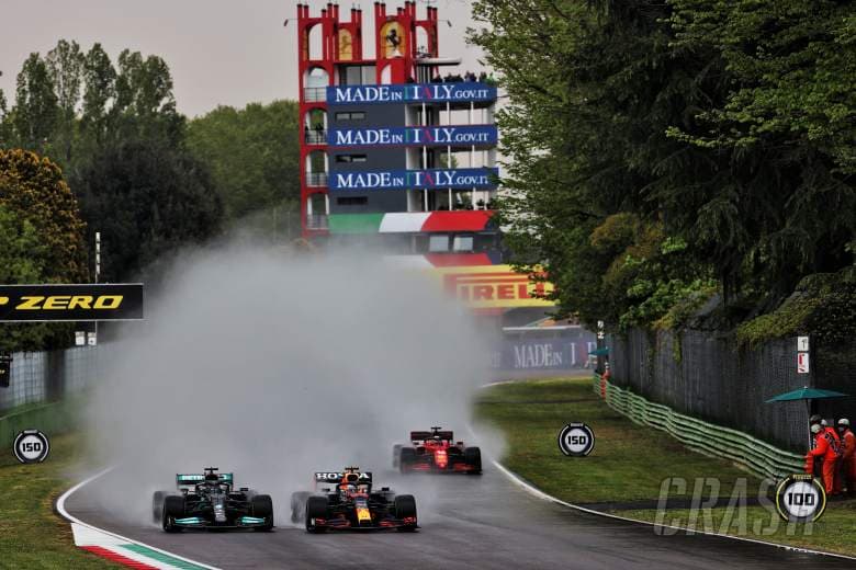 Shirat vdekjeprurës në Itali, Formula 1 anulon garën