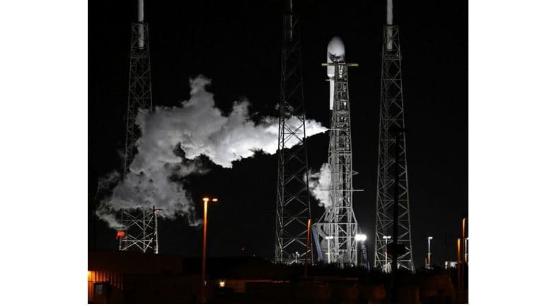 SpaceX shtyn lëshimin e satelitit Arab League për shkak të motit