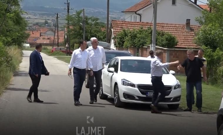 Peci e Ferizi inspektojnë punimet e sistemit të ujitjes në Vushtrri e Mitrovicë (VIDEO)