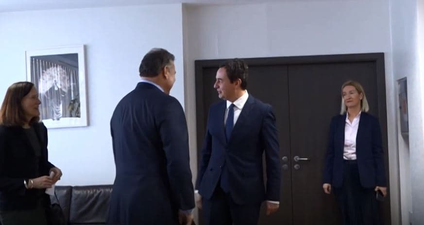 Escobar – Kurti: Qëndrime të ndryshme karshi veriut (VIDEO)