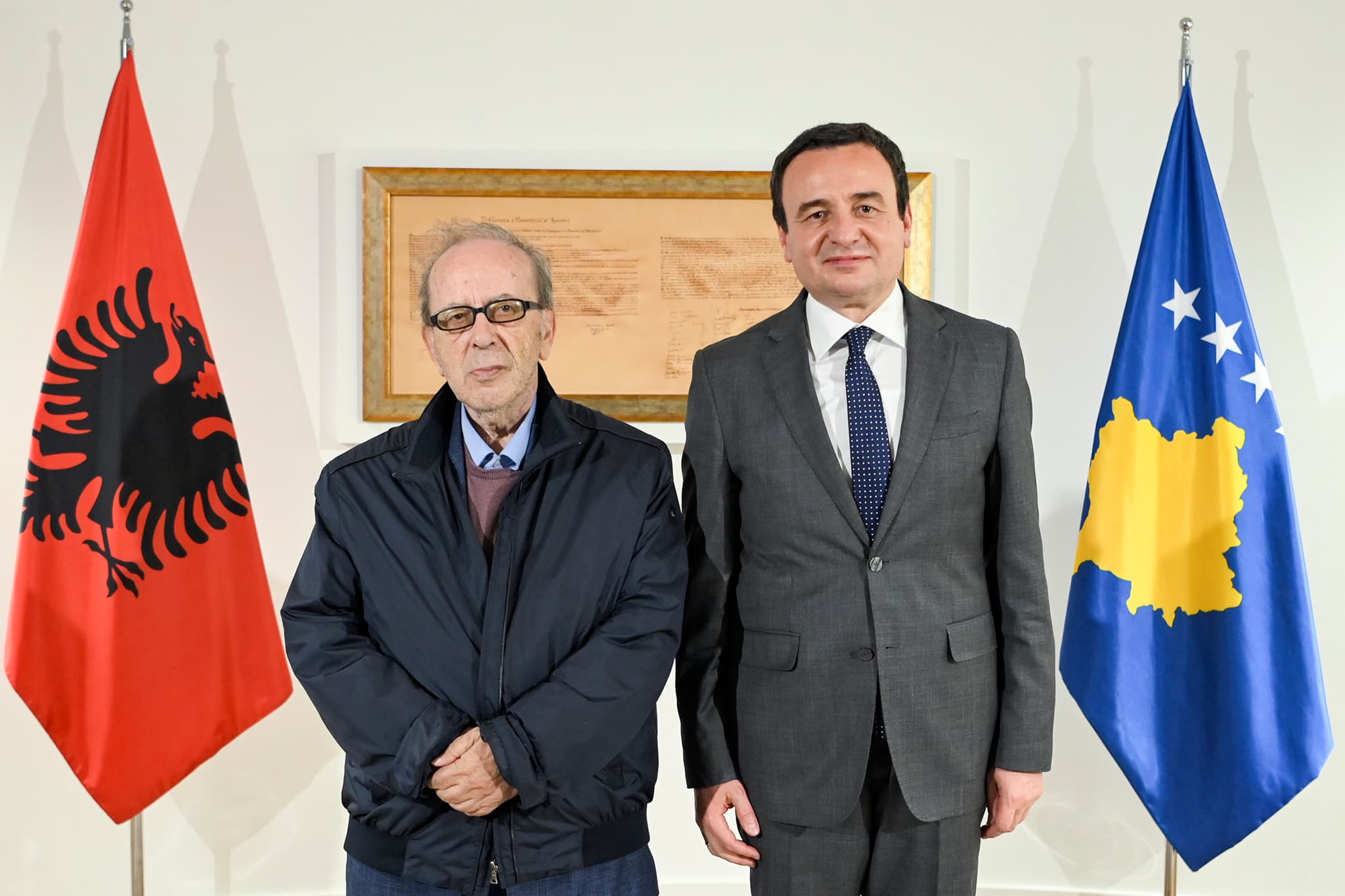 Kurti pret Kadarenë, flasin për letërsinë, historinë e kulturën e popullit shqiptar