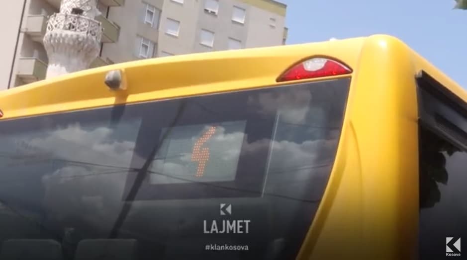 E harroi në Trafik Urban, çanta me 13 mijë euro i kthehet udhëtares (VIDEO)
