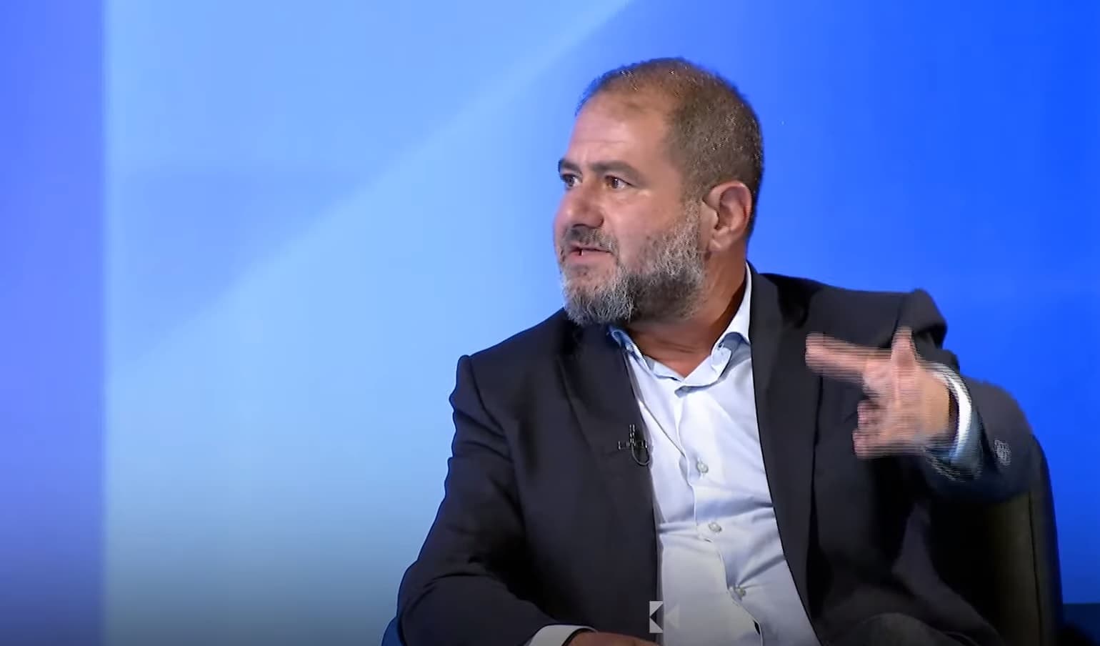 Shkullaku: Vendimi i ARBK-së për Klan Kosovën sot mori trajtat e komedisë (VIDEO)
