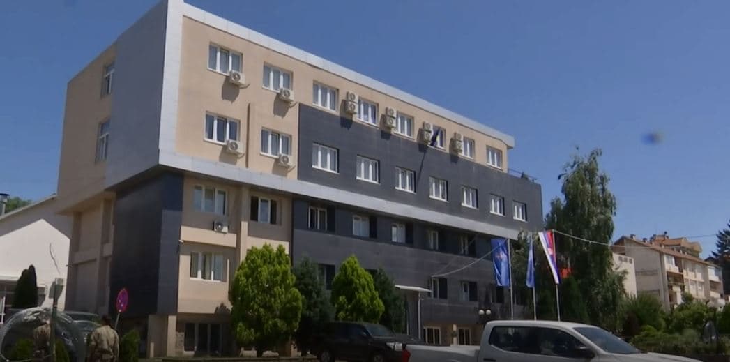 Cilat janë pasojat psikologjike të ngujimit të Hetemit ? (VIDEO)