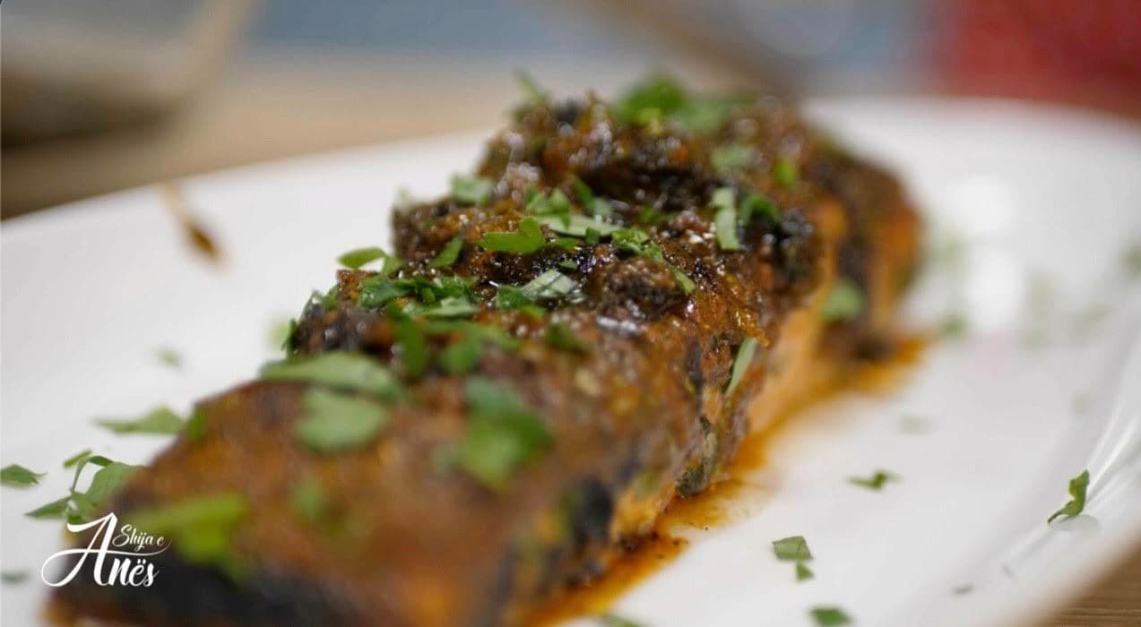 "Shija e Anës": Salmon i marinuar në furrë (VIDEO)