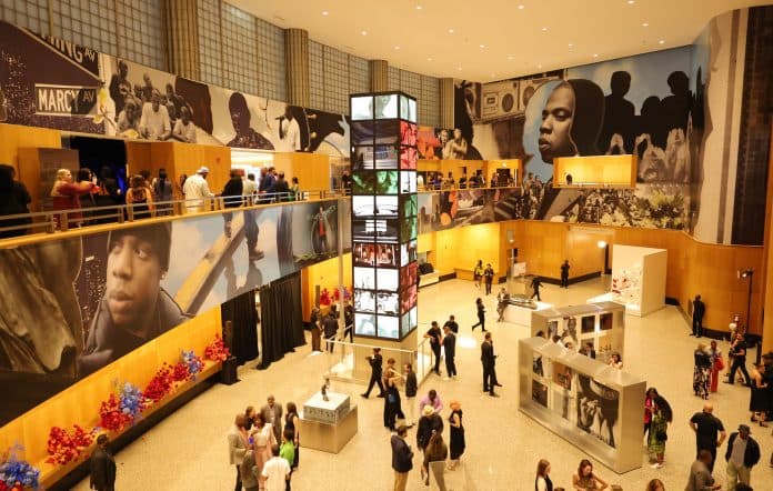 Hapet ekspozita për Jay-Z në Bibliotekën Publike të Brooklynit
