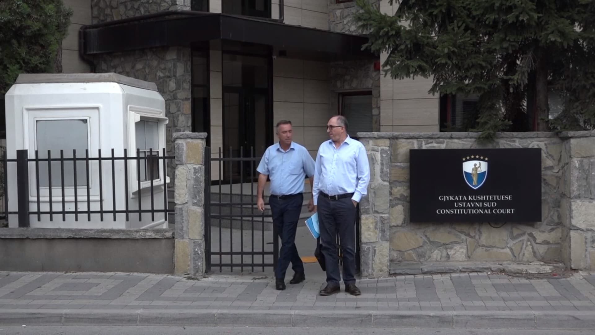 Komunat e dërgojnë në Kushtetuese Ligjin për tatimin në pronë, Totaj pret masë mbrojtëse