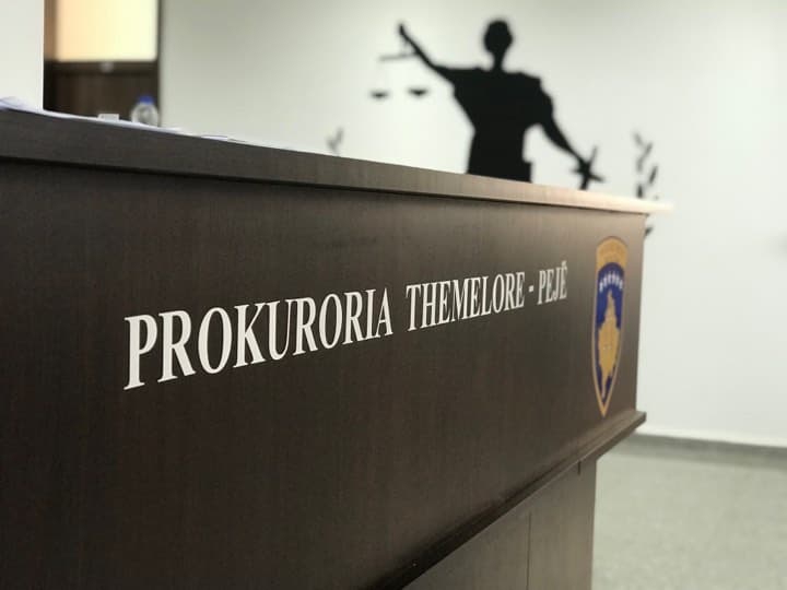 Kërkohet paraburgim për të dyshuarin që vrau vëllain e tij në Bokshiq të Klinës