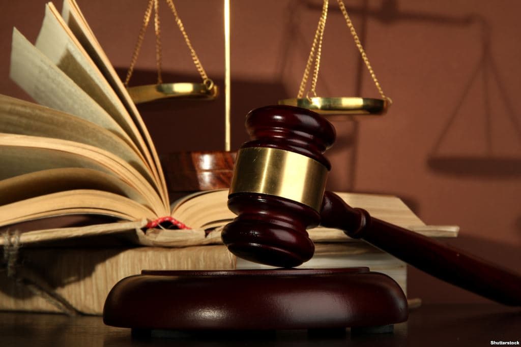 Gjykimi në mungesë, mbahet seanca fillestare ndaj 53 të akuzuarve për Masakrën e Mejës