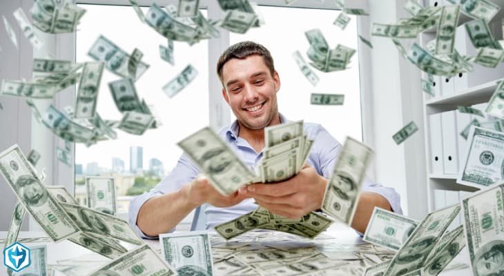 Ndalon për të blerë kafe, fiton lotari 1 milion dollarë